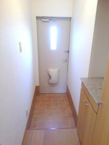 ラフィーネガーデンの玄関|シューズボックス付きの玄関です★