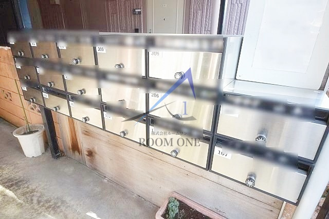 シュロス・プリーマのその他共用部分|集合ポストです。