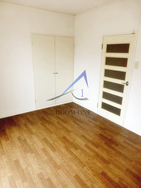 シュロス・プリーマの居間・リビング|洋室のお部屋です。