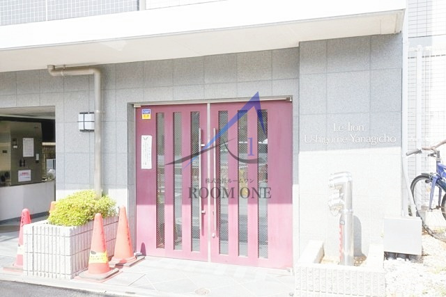 Le-lion牛込柳町のエントランス|エントランスです。