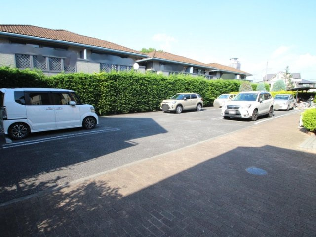 Ｇｒｅｅｎ Ｆｏｒｅｓｔ聖蹟の駐車場