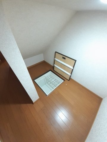 ラシーヌ四番館の設備|床下収納付きです★