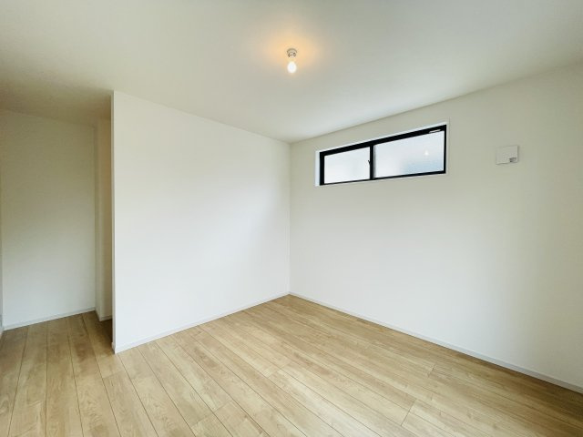 『八王子市新築戸建て』八王子市東浅川町563-5【仲介手数料無料】　８期の洋室|～仲介手数料無料☆八王子ひなた不動産～八王子市東浅川町　新築戸建て