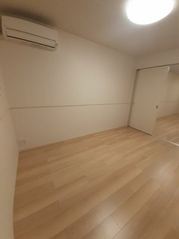 トレスプエンテ　Ⅰの寝室|クローゼット付の寝室です☆
