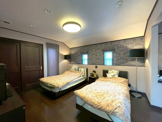 【寝室】の画像