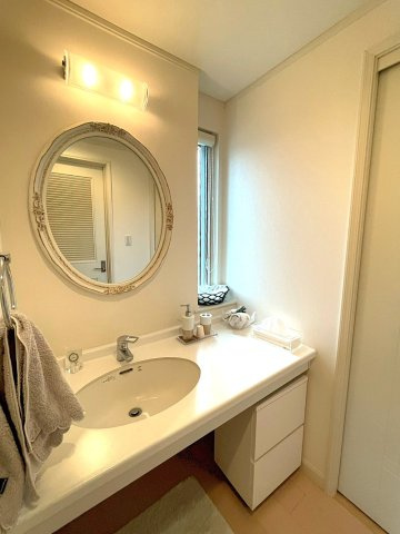 【独立洗面台】の画像