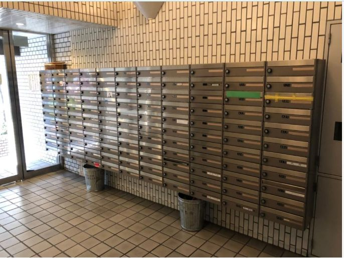 グローリア初穂高田馬場のロビー