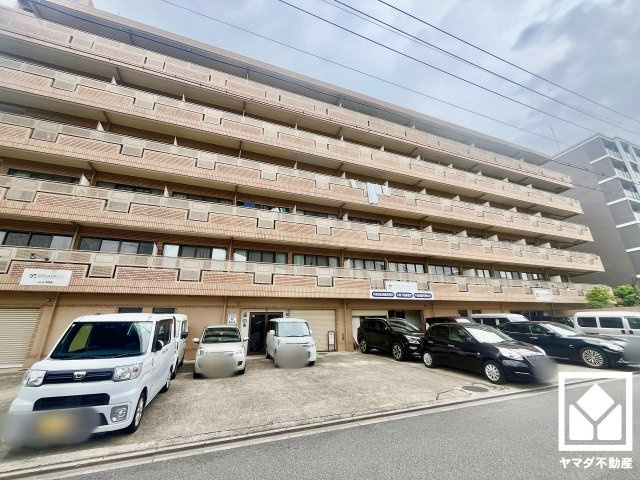 ライオンズマンション上鳥羽の外観