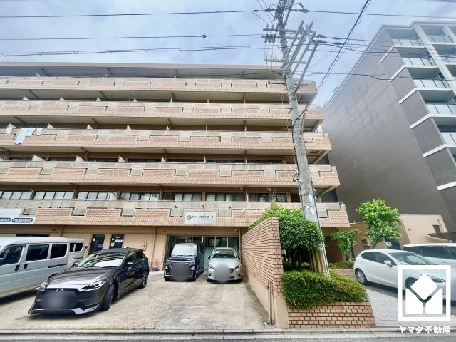 ライオンズマンション上鳥羽の外観