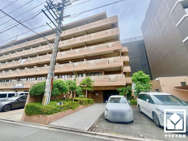 ライオンズマンション上鳥羽の外観