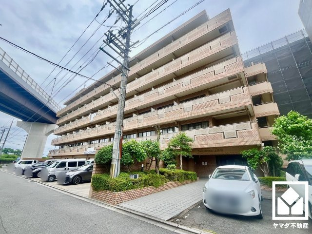 ライオンズマンション上鳥羽の外観