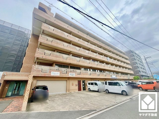 ライオンズマンション上鳥羽の外観