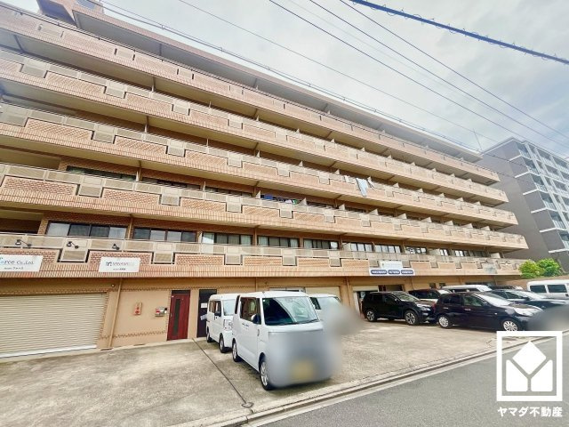 ライオンズマンション上鳥羽の外観