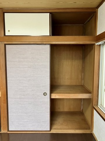 上山町戸建の収納