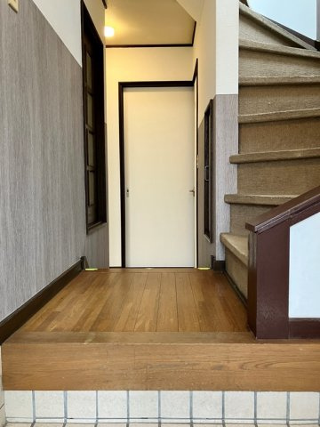 上山町戸建のロビー