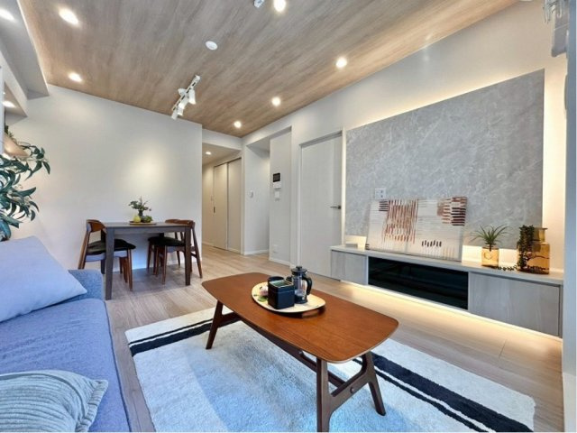 ★仲介手数料無料★サニーコート西小山（南東×南西角部屋につき、陽当たり・通風良好です）の居間・リビング
