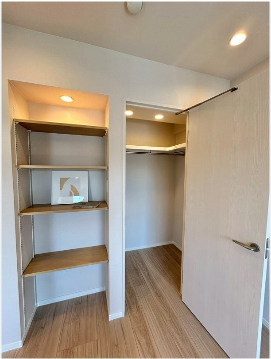 ★仲介手数料無料★レクセル下落合第２（最寄り駅徒歩3分）の収納