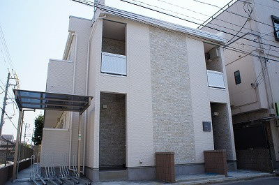 リブリ・西登戸駅前の外観