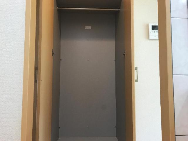 コンフォース　小鯖の収納|クローゼット
