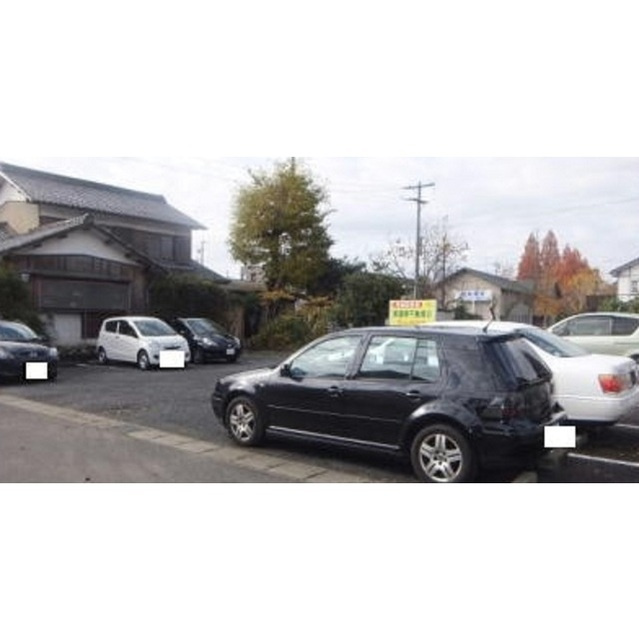 岐阜市長良東１丁目の駐車場の外観