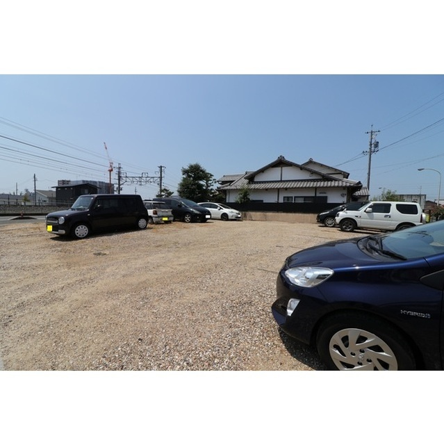 岐阜市西荘１丁目の駐車場