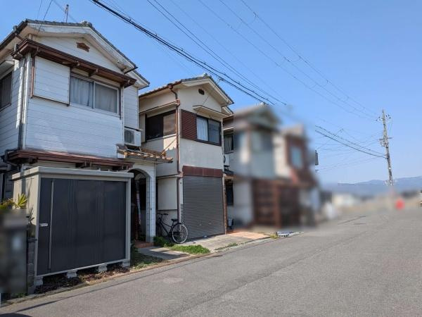 【前面道路含む現地写真】