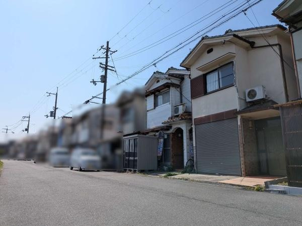 【前面道路含む現地写真】