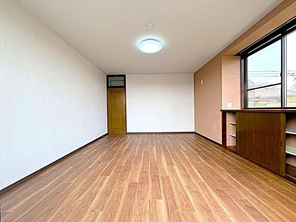 横浜市鶴見区梶山２丁目の中古一戸建の洋室