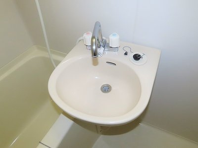 レオパレス神田町の内装