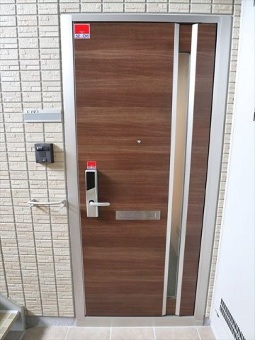 D-room花梨 Ｃ棟の玄関