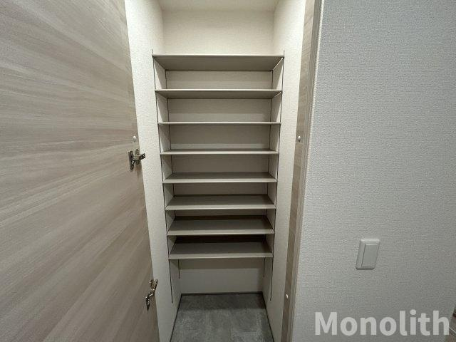 ファブール東羽衣の収納