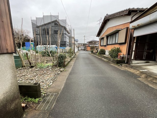 朝倉市頓田柿添　売り土地の前面道路含む現地写真|前面道路含む現地写真です