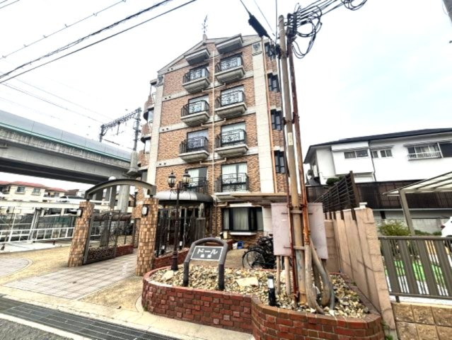 ドール魚崎の外観