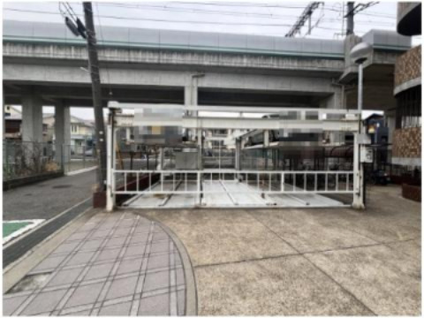 ドール魚崎の駐車場