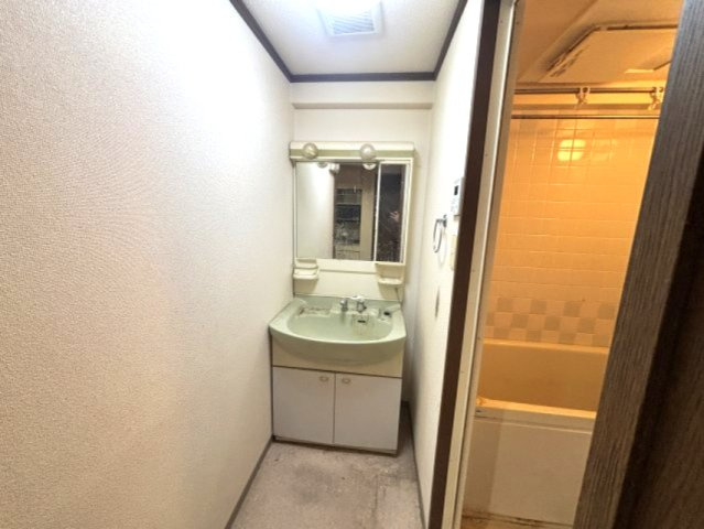 ドール魚崎の独立洗面台
