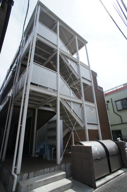 リブリ・GOLDの外観