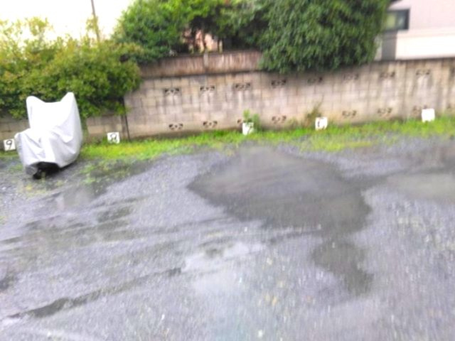 マーガレットシティの駐車場