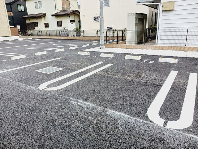 ル．リアンｋ－１の駐車場