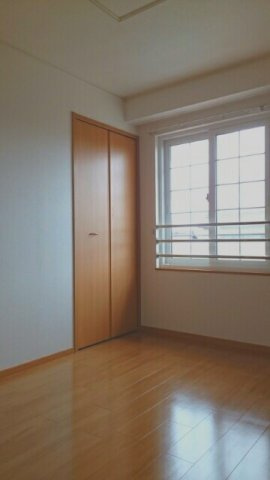 エバーグリーンの内装