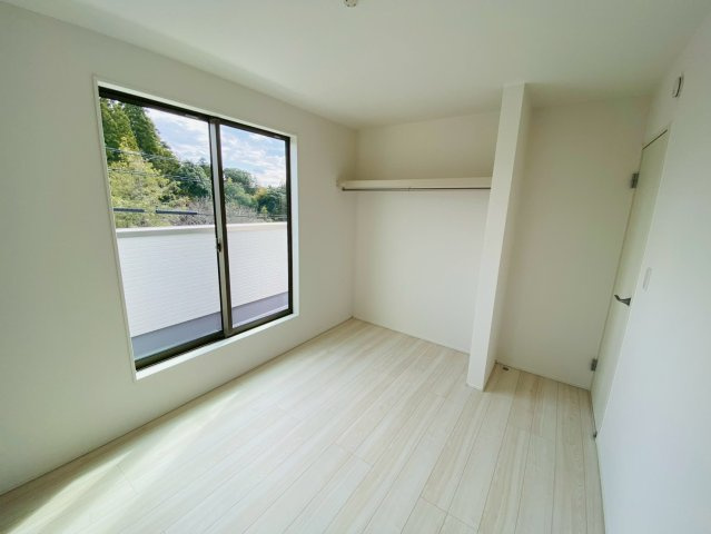 橋賀台６期　１号棟　全2棟の洋室