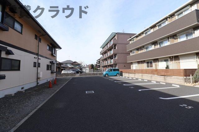 エクセルＳＡＩＴＡⅡの駐車場|車をお持ちの方に嬉しい駐車場付きの物件です