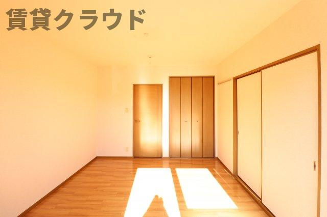 エクセルＳＡＩＴＡⅡの洋室|落ち着いた色調の洋室です