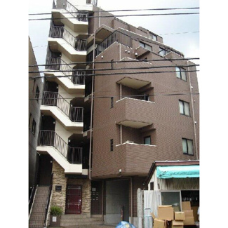 【外観】 | 鉄筋コンクリート造のがっちりとした建物。