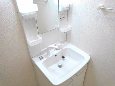 【洗面所】 | ロマンド | 脱衣スペースもあります