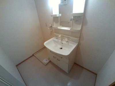 【洗面所】 | リバーサイドブライト | ゆったりとスペースのある洗面所