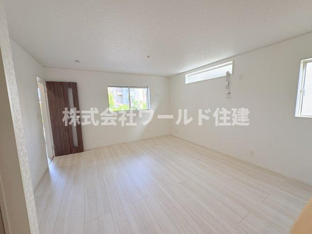 所沢市中新井5丁目の居間・リビング