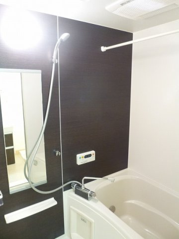 ローズパティオの浴室