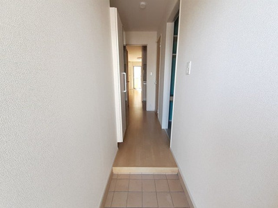 【玄関】 | エスペランサ中仁野Ⅵ | 落ち着いた玄関です