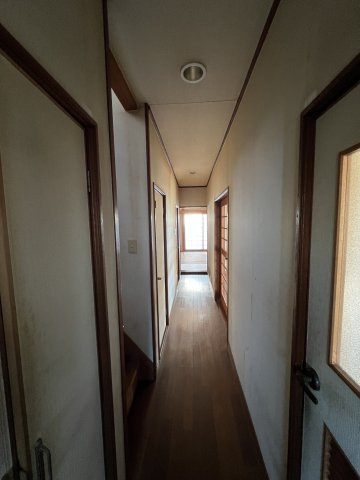津山市林田 2階建 中古住宅 4SLDKの内装