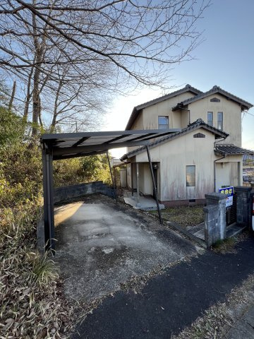 津山市林田 2階建 中古住宅 4SLDKの外観
